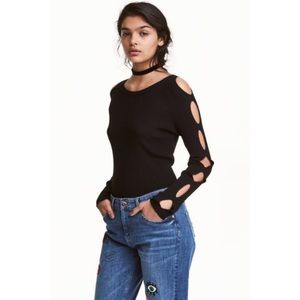 H&M Ribbed Cut Out Sweater